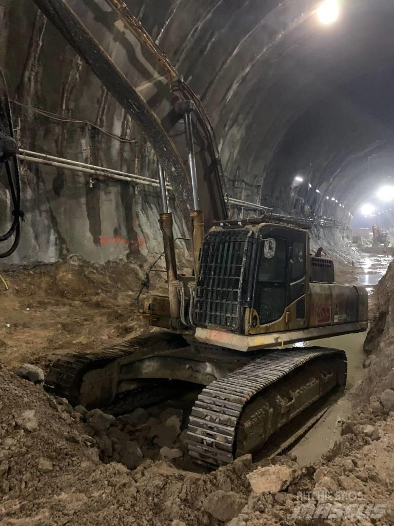 Komatsu PC450LC-8 Other