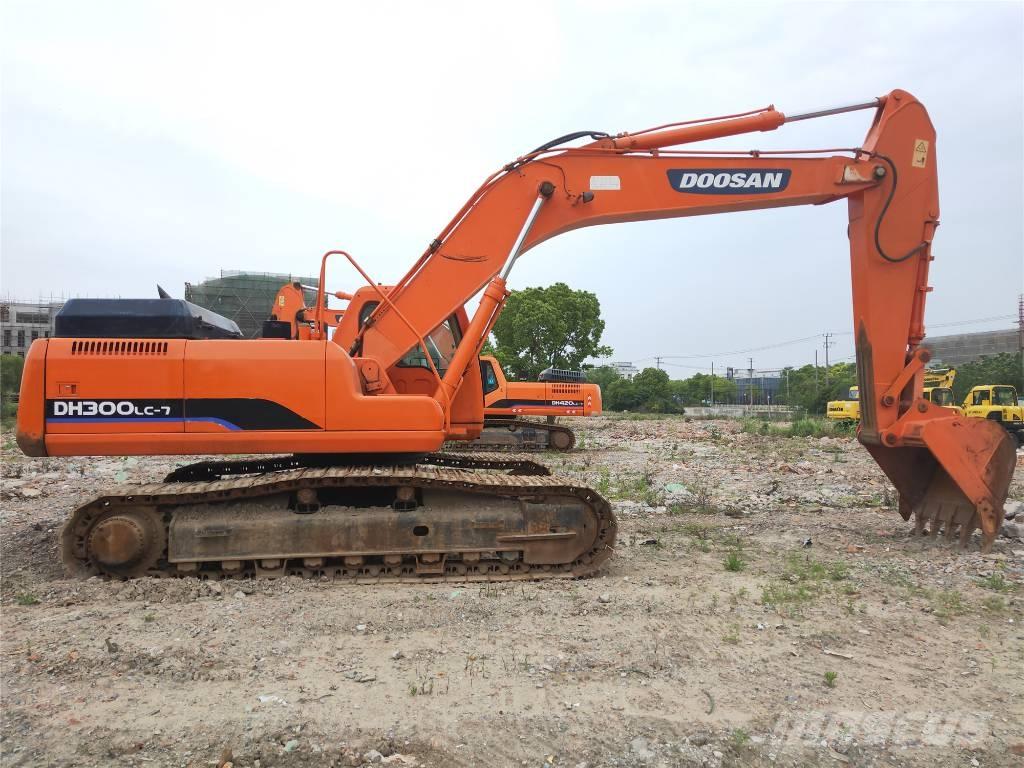 Doosan DH300LC-7 Crawler excavators