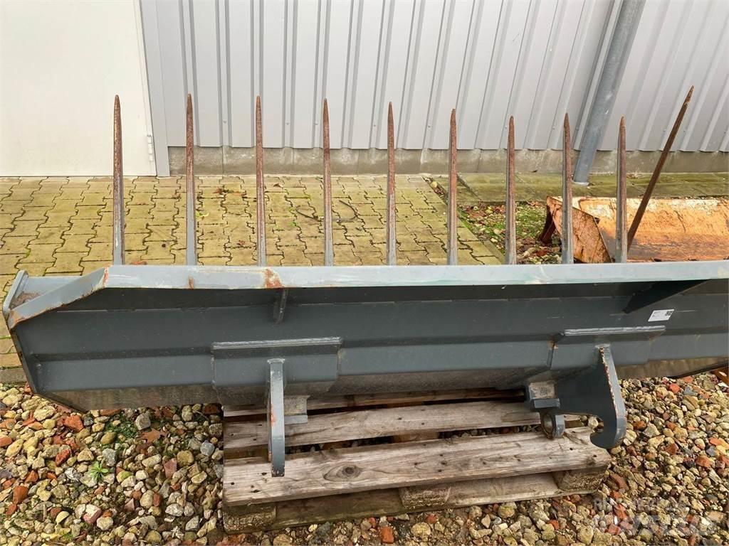 Kock & Sohn G 2000 Front loader accessories
