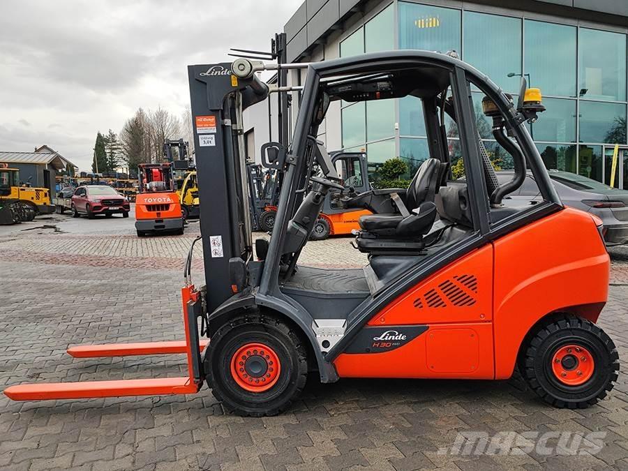 Linde H30D-02 Diesel trucks