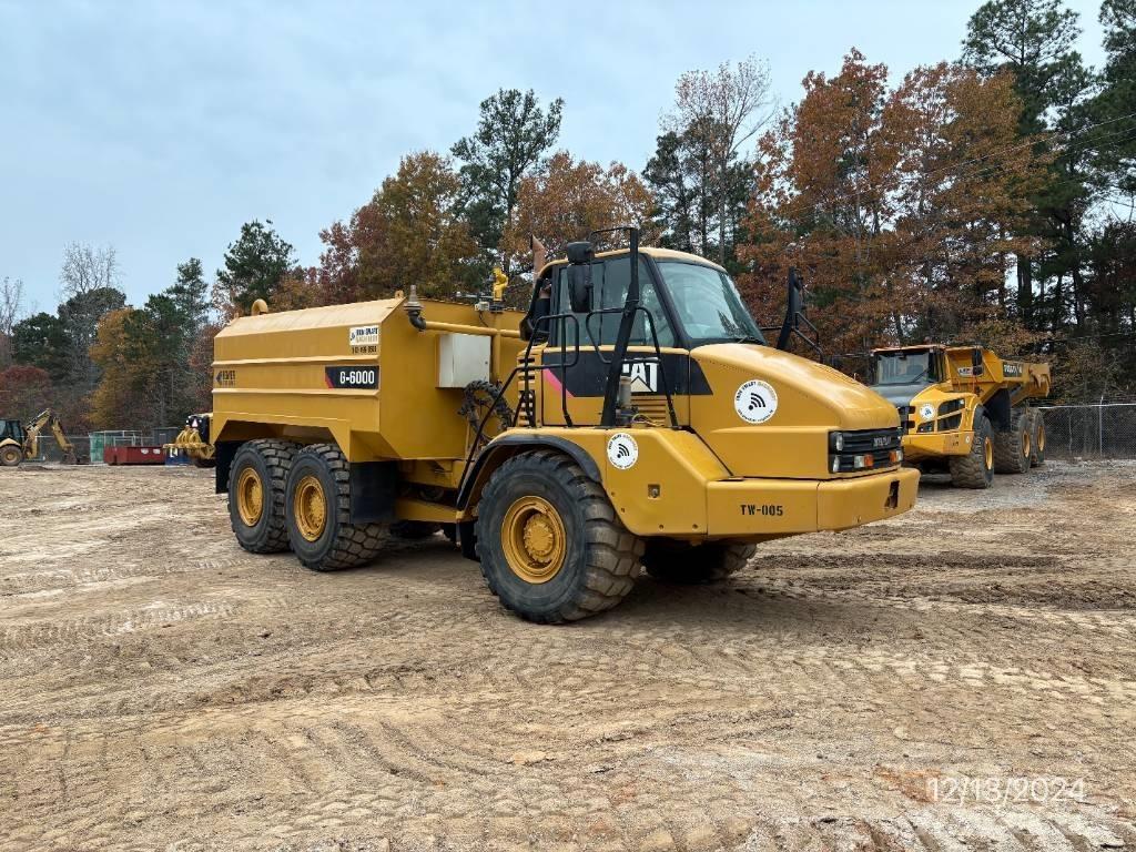 CAT 730 Water bowser