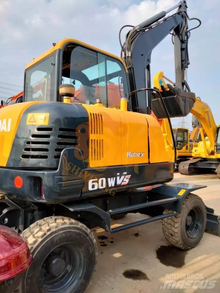 Hyundai 60w Wheeled excavators