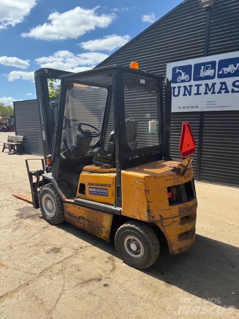 Jungheinrich DFG 25 Diesel trucks