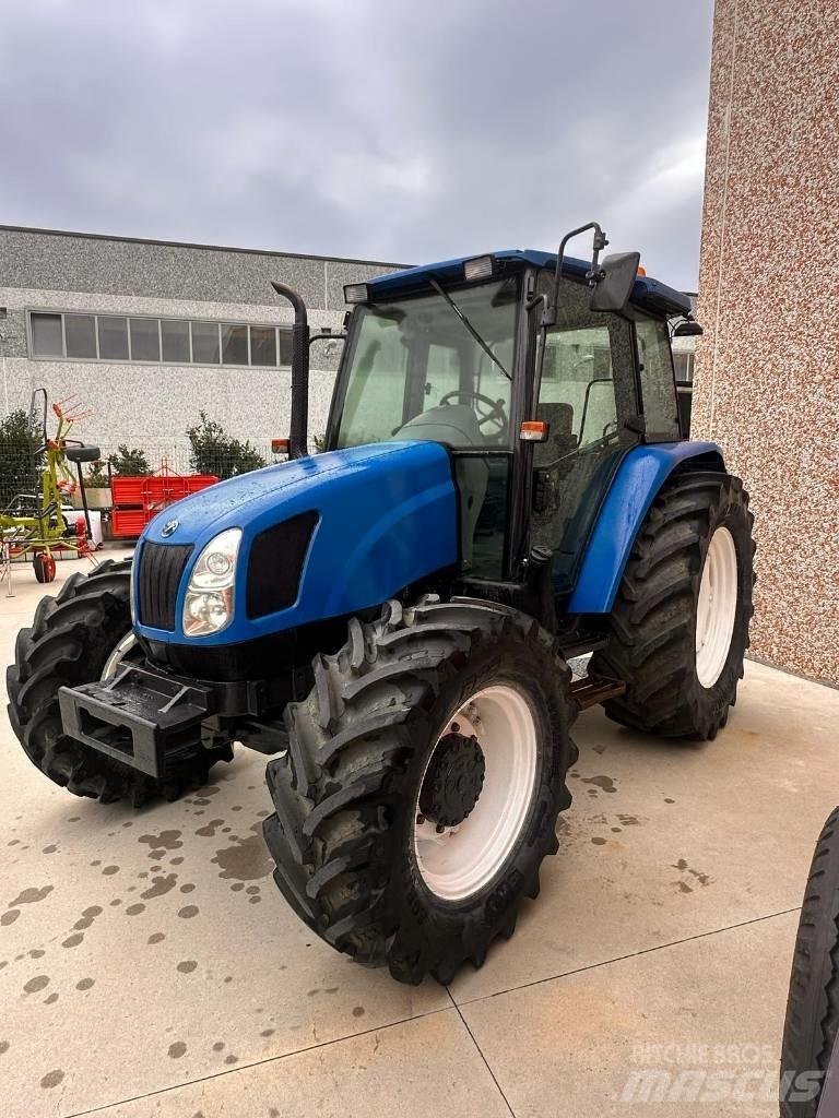 New Holland TL 100 Tractors