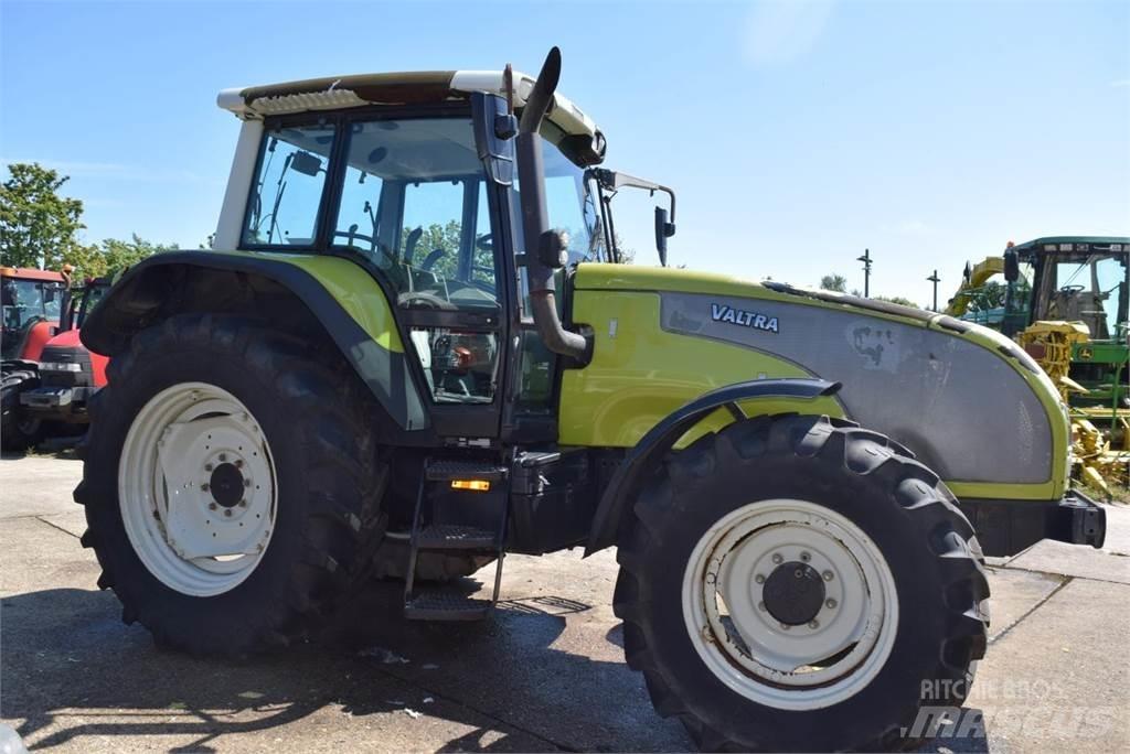 Valtra T120 Tractors