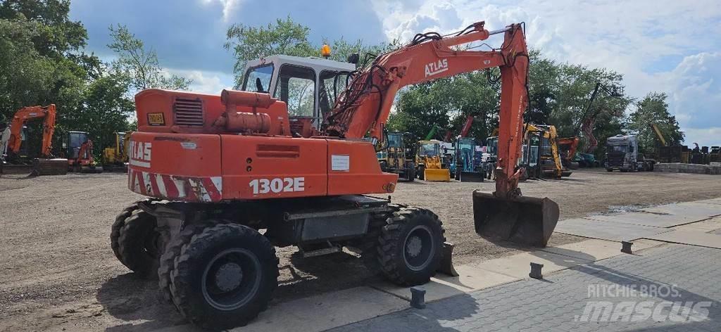 Atlas 1302 E Wheeled excavators