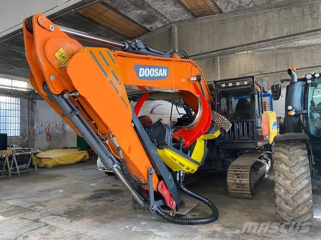 Doosan DX 235 NLC-5 Crawler excavators
