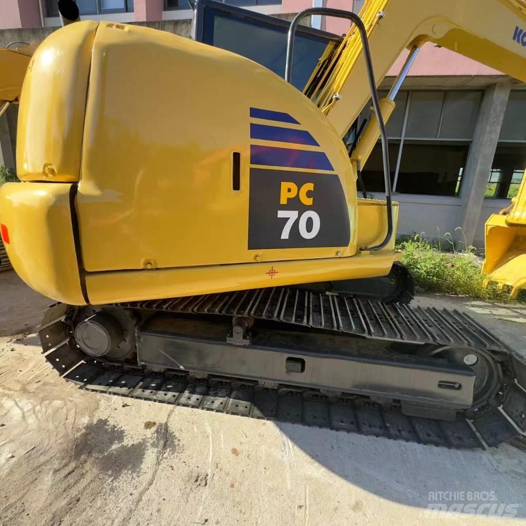 Komatsu PC 70 Crawler excavators