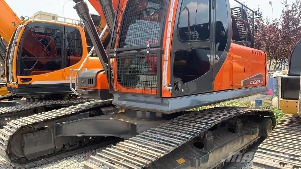 Doosan dx300lc-9 Crawler excavators