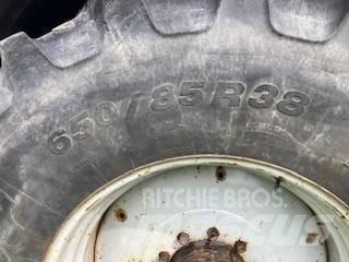 Massey Ferguson 8480 Tractors