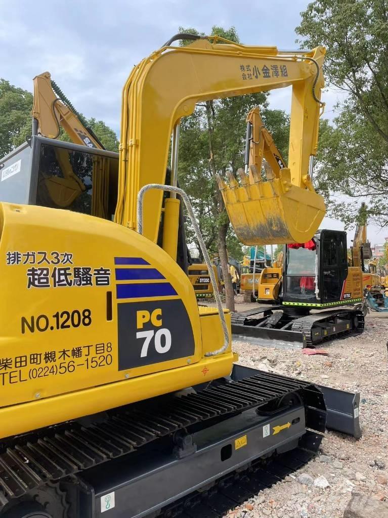 Komatsu 70-8 Crawler excavators