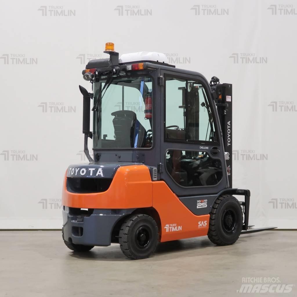 Toyota 52-8FDF25 Diesel trucks