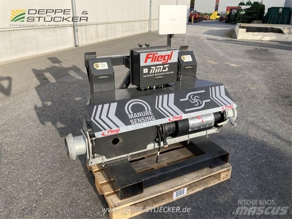 Fliegl NIR Station Manure spreaders