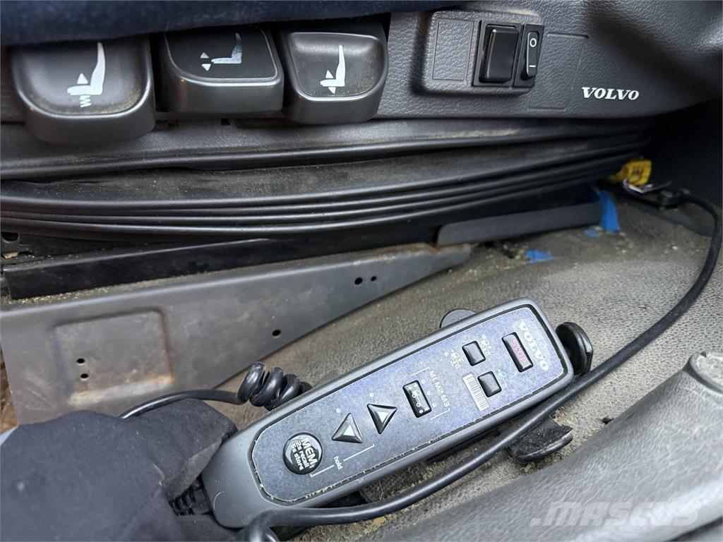 Volvo FM460 Temperature controlled trucks