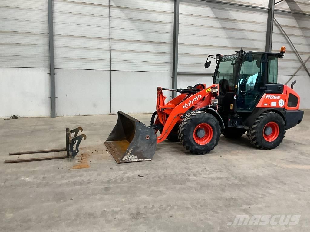 Kubota R 065 Wheel loaders
