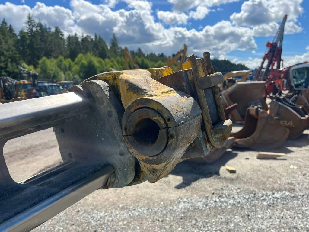 Atlas Copco XE3 C30 Tunneling and underground mining drills