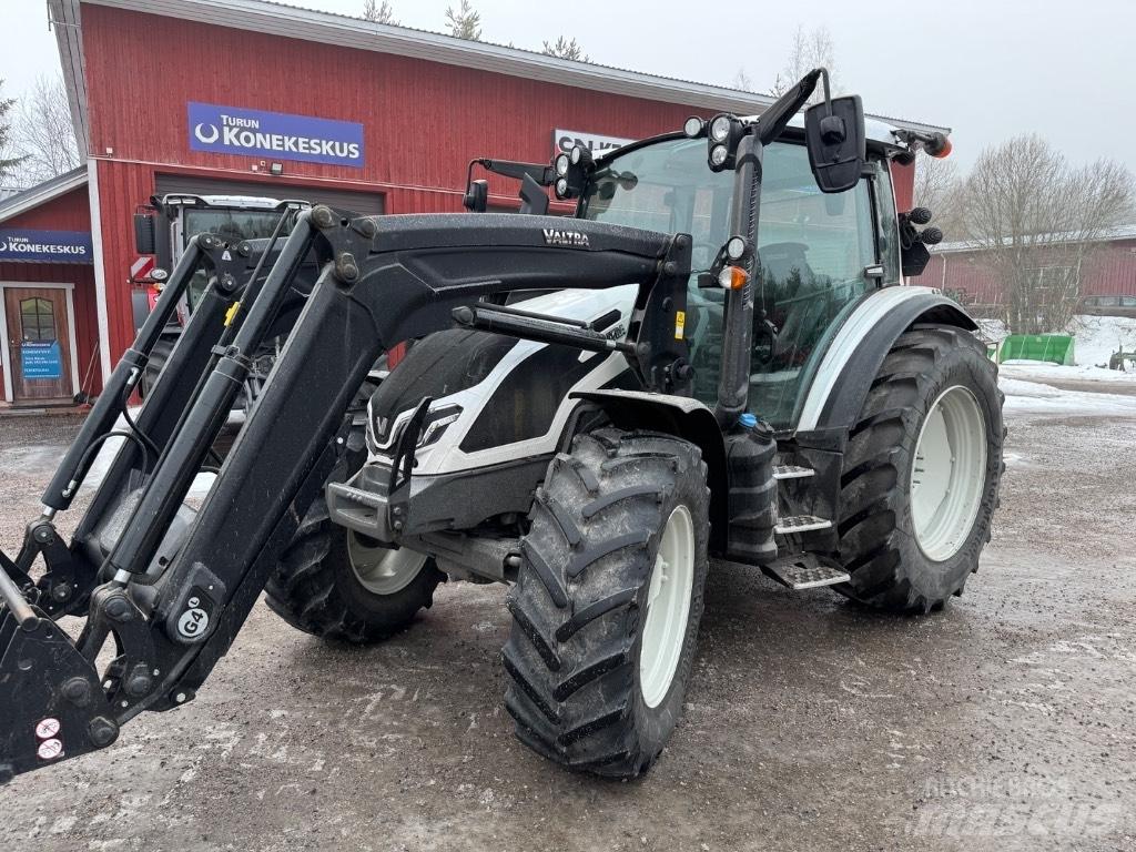 Valtra G 115 Active Tractors