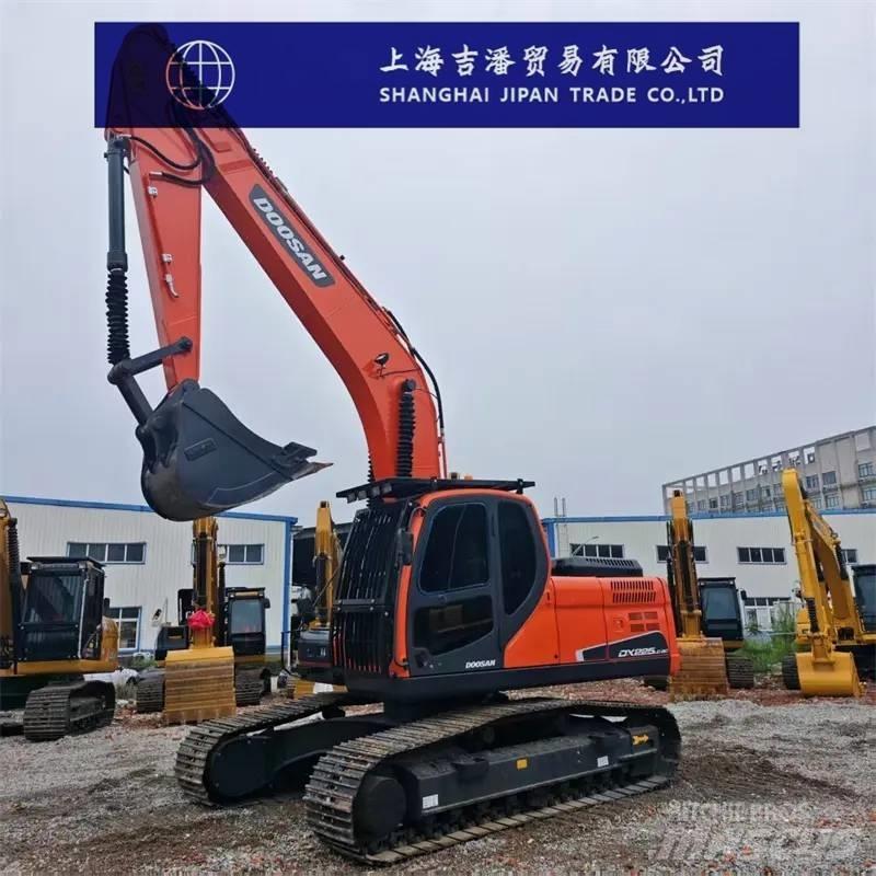 Doosan DX 225 Crawler excavators