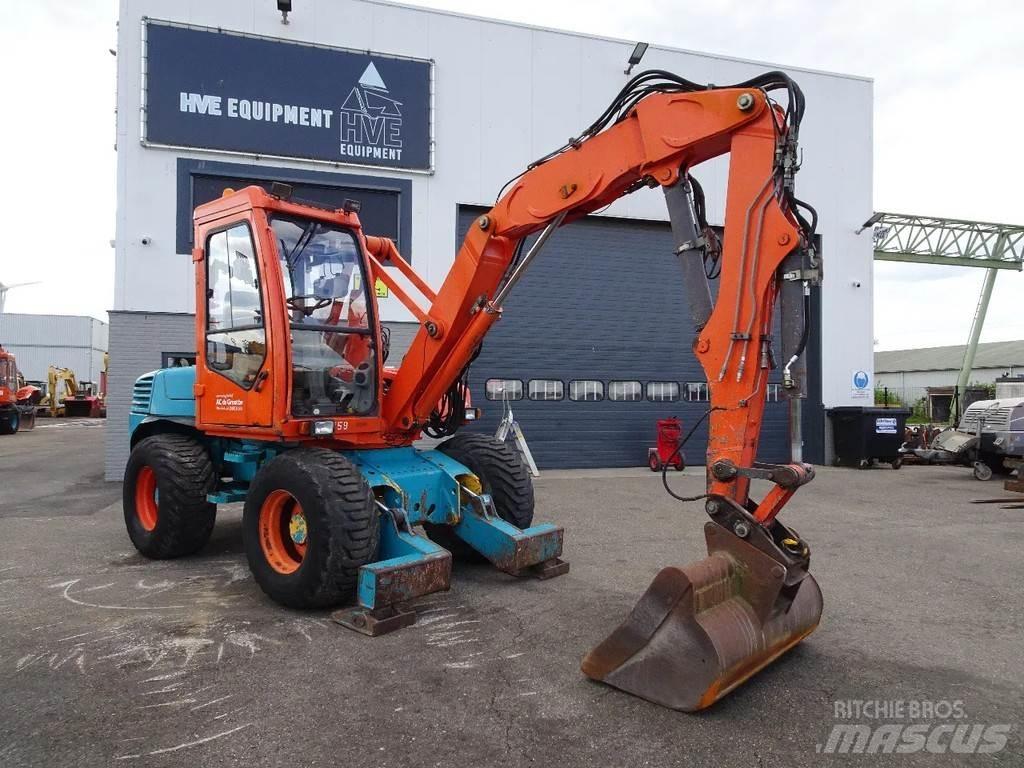 Mecalac 12MXT Wheeled excavators