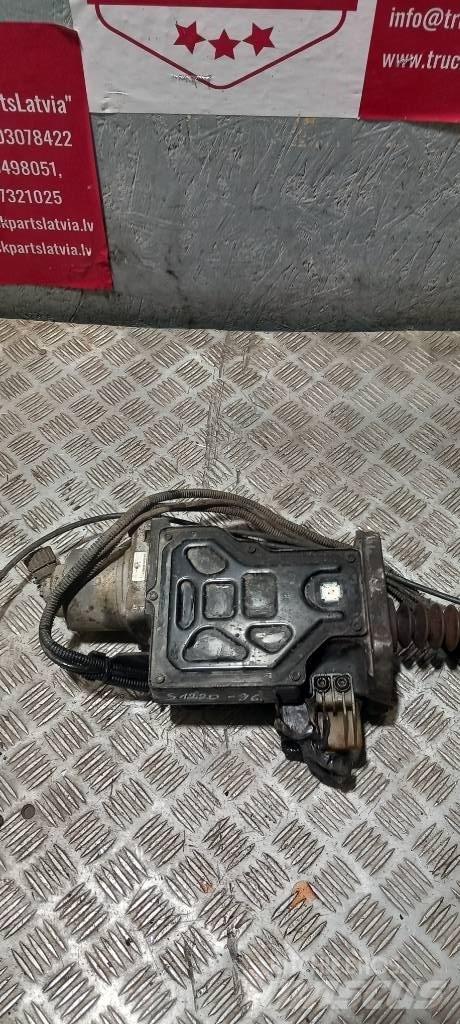 Scania G 400   2825344 Engines