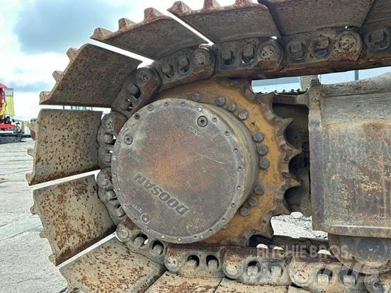 Doosan DX 300 LC-3 Crawler excavators