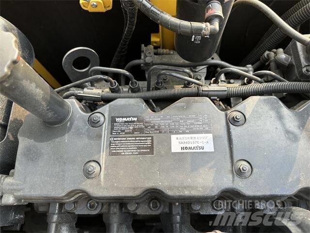 Komatsu PC210-8 Crawler excavators