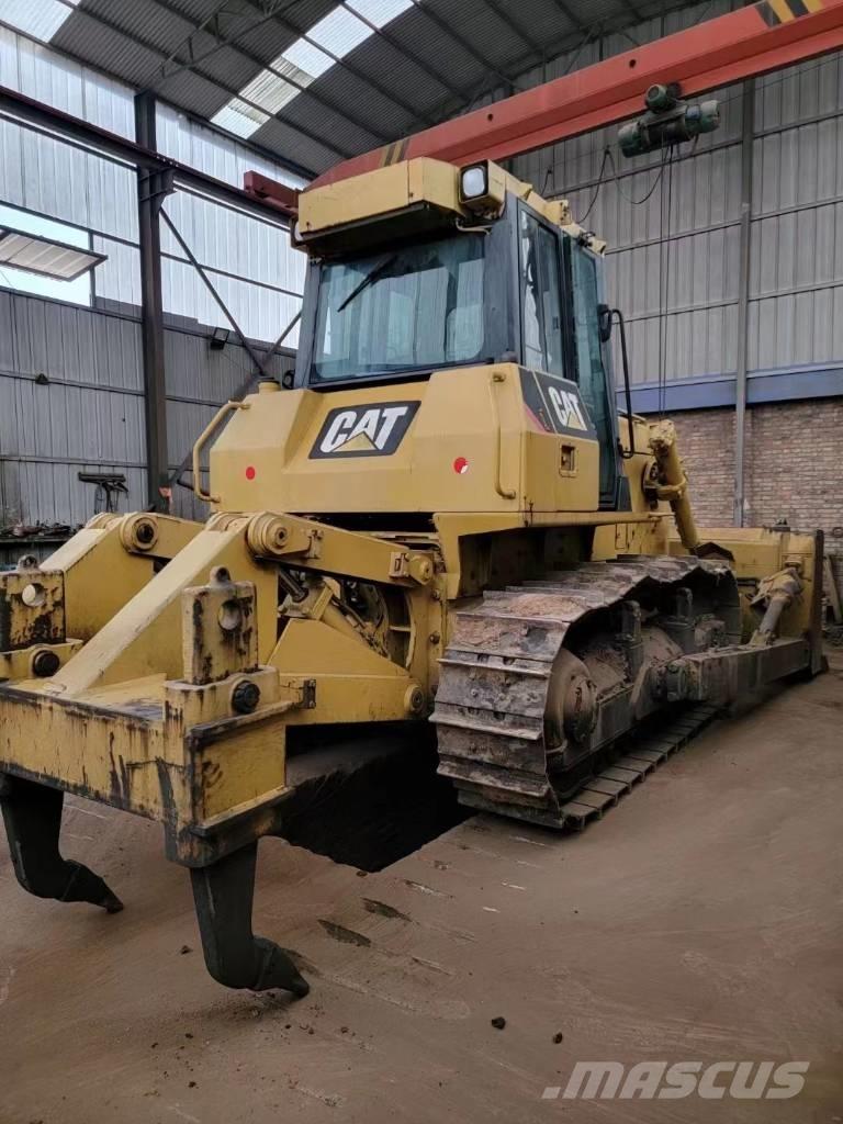 CAT D7G2 Crawler dozers