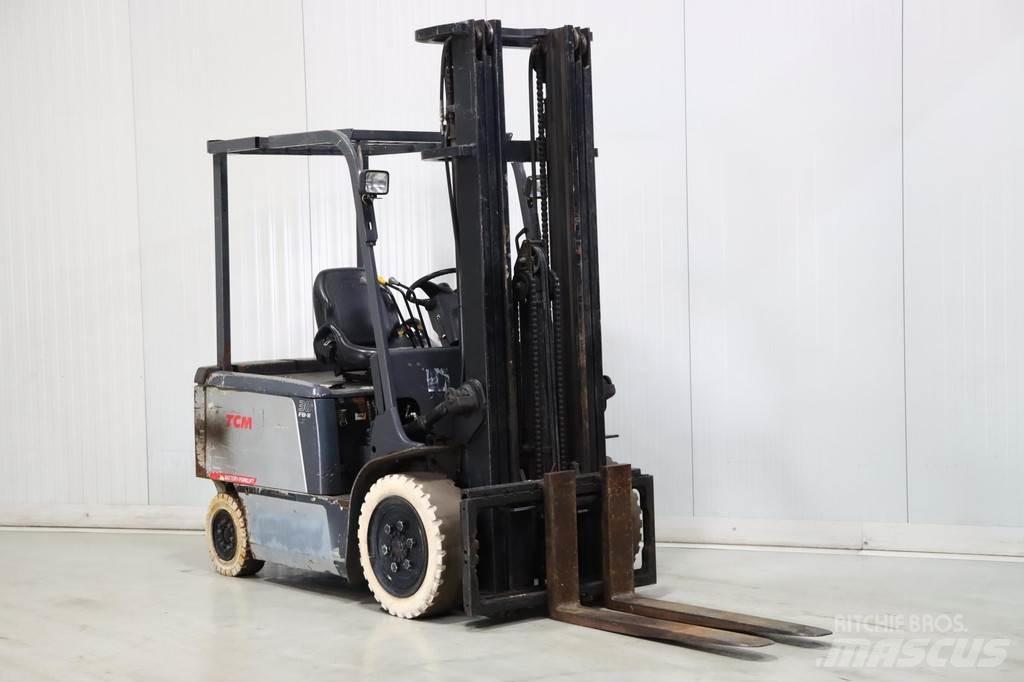 TCM FB30-7 Electric forklift trucks