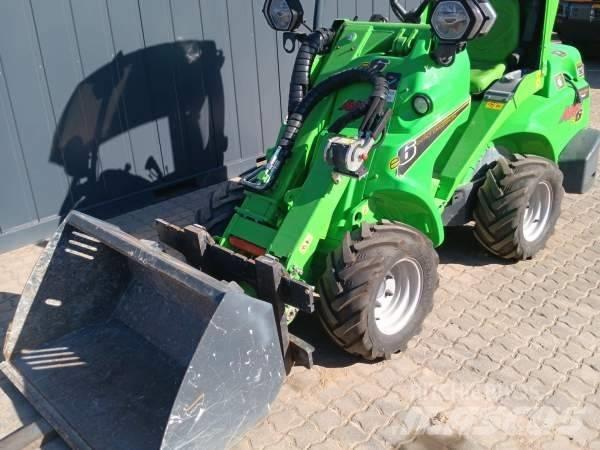 Avant E6 Skid steer loaders