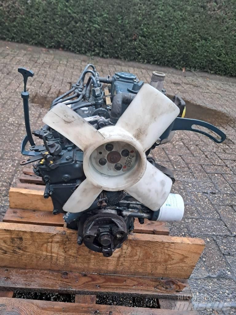 Kubota D722 Engines