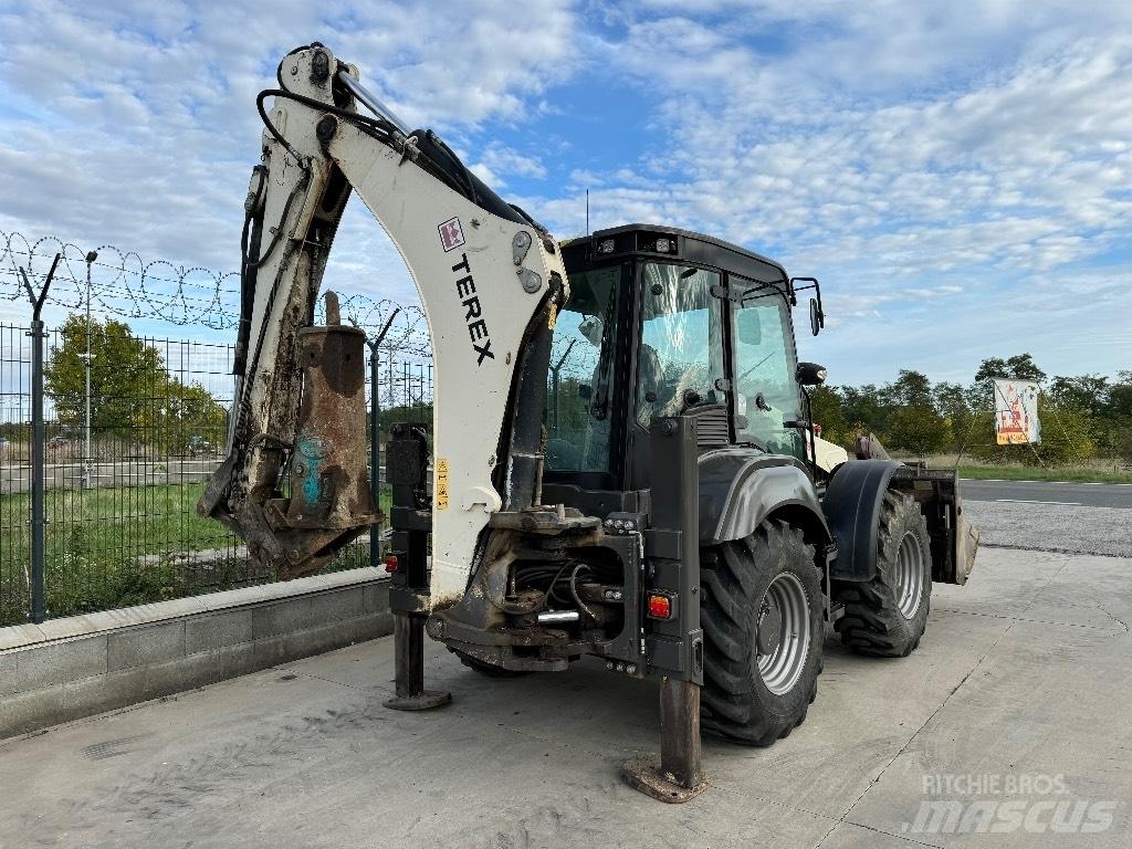 Terex TLB 990 Backhoe