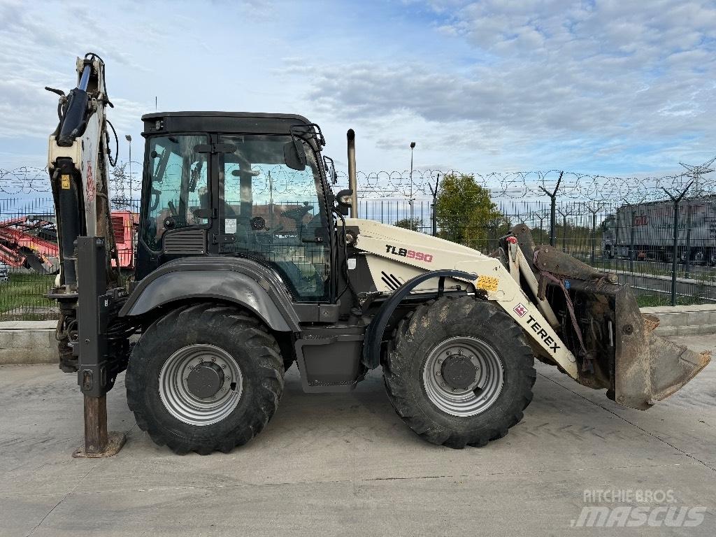 Terex TLB 990 Backhoe