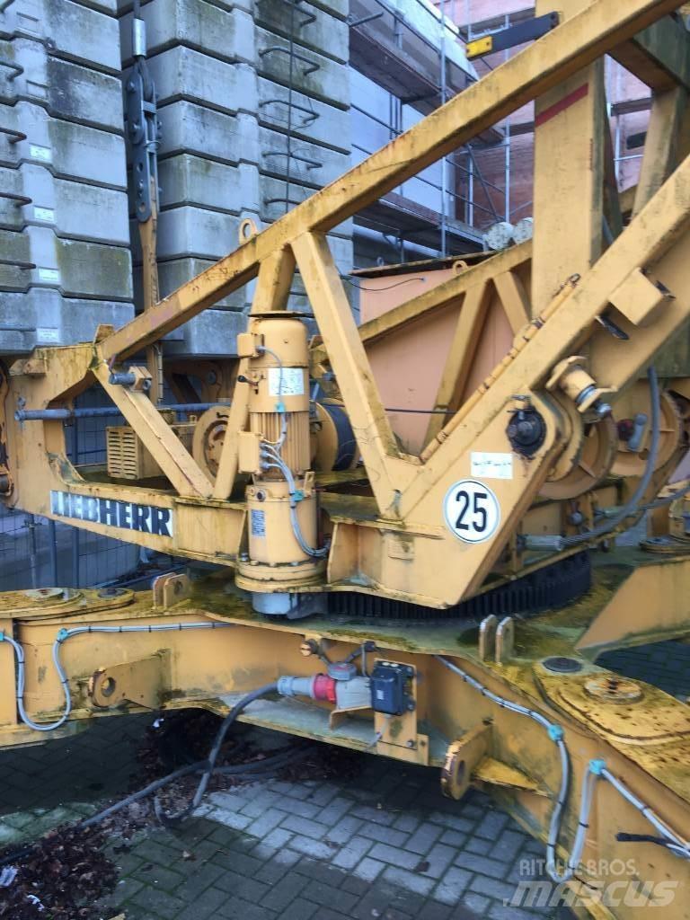 Liebherr 71 K Tower cranes