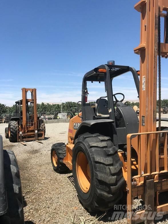 CASE 586H Rough terrain truck