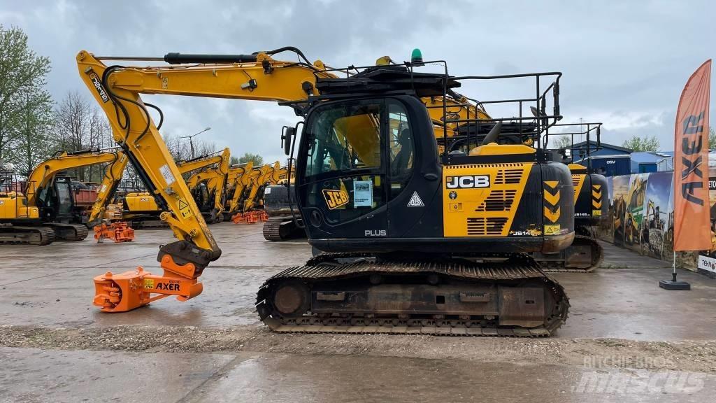 JCB JS 145 LC Crawler excavators