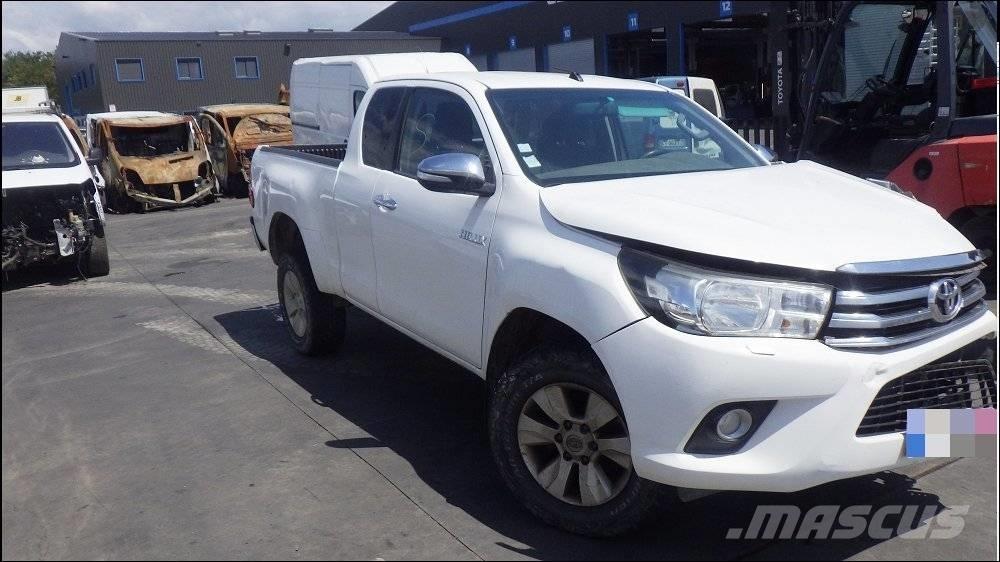 Toyota Hilux 4 Pick up/Dropside