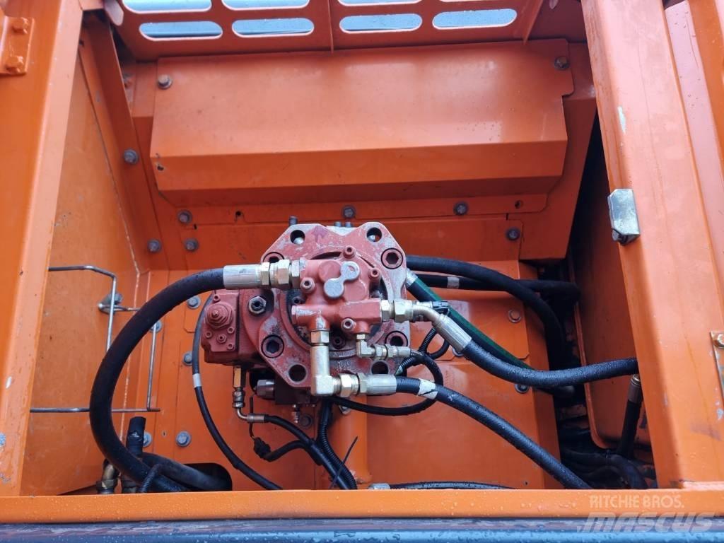 Doosan DX 255 LC Crawler excavators