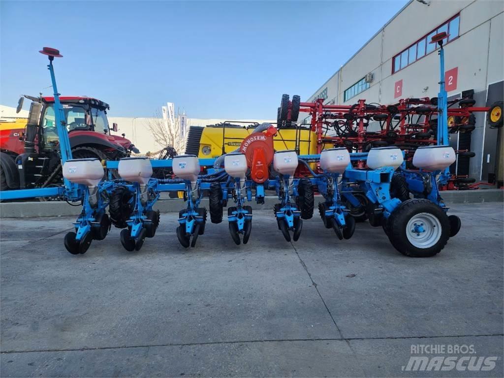 Monosem NG Plus 3 Sowing machines