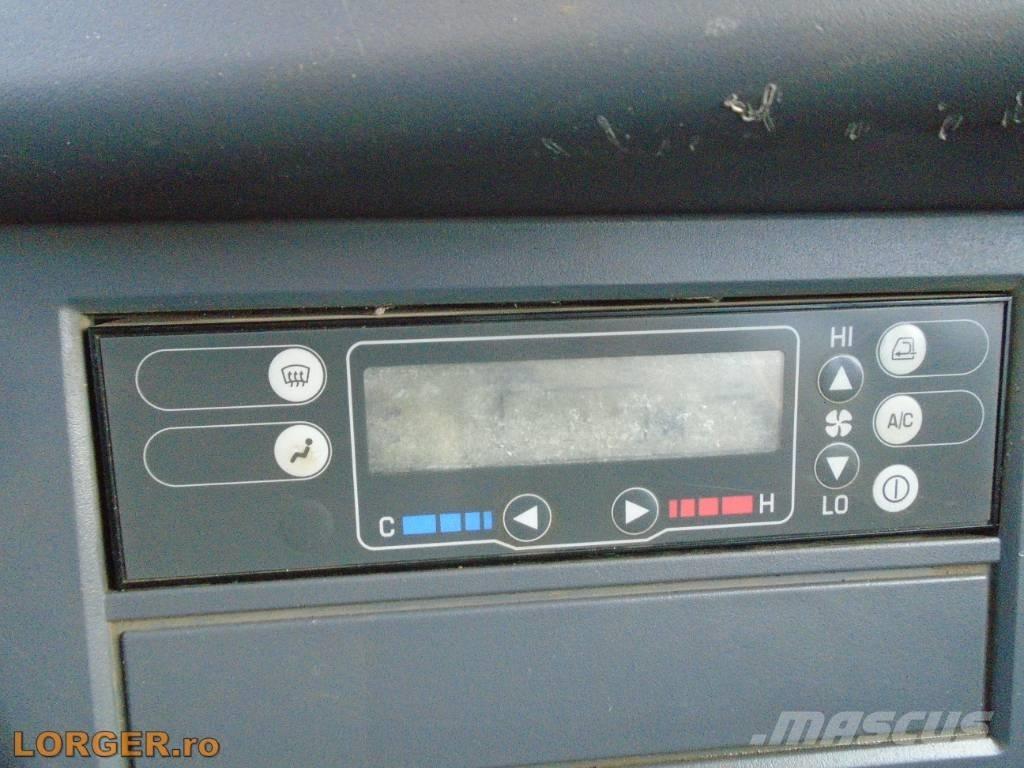 Komatsu HM300-2 Articulated Haulers