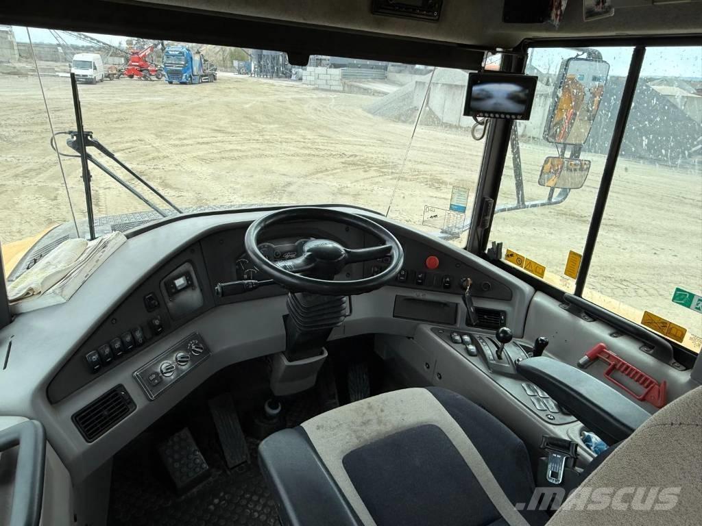 Volvo A 35 G Articulated Haulers