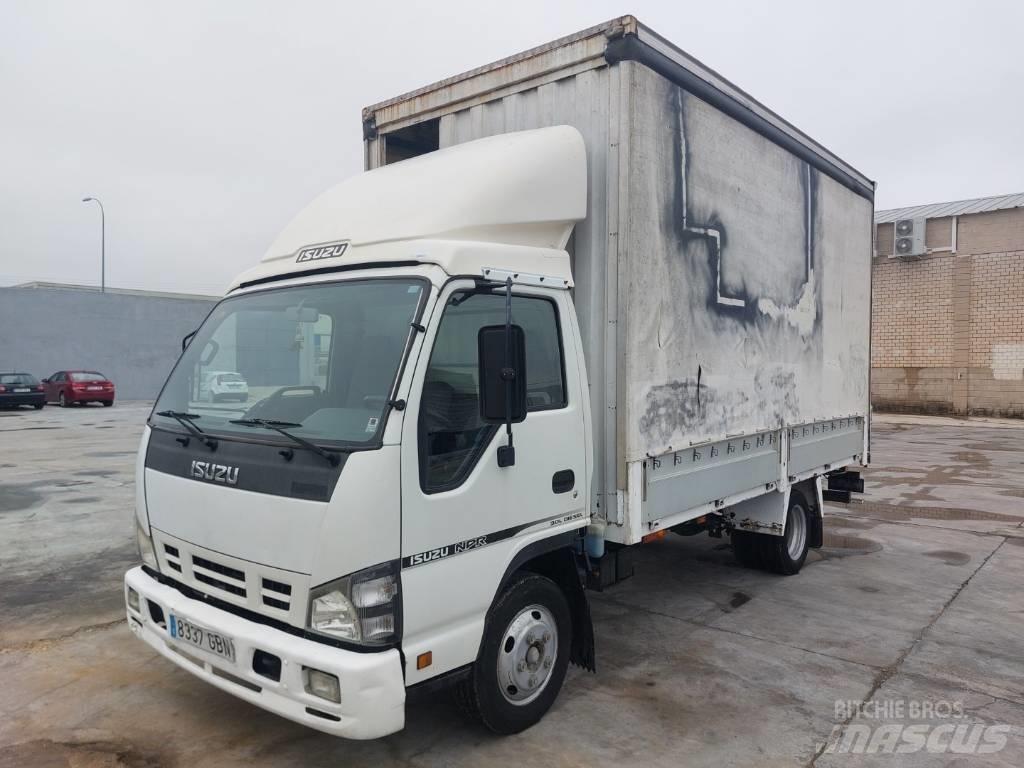 Isuzu NPR 85 Curtain sider trucks