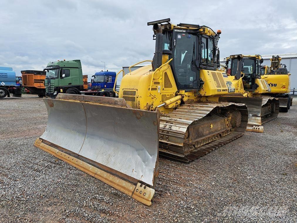 Komatsu D 61 PXi-24 Crawler dozers