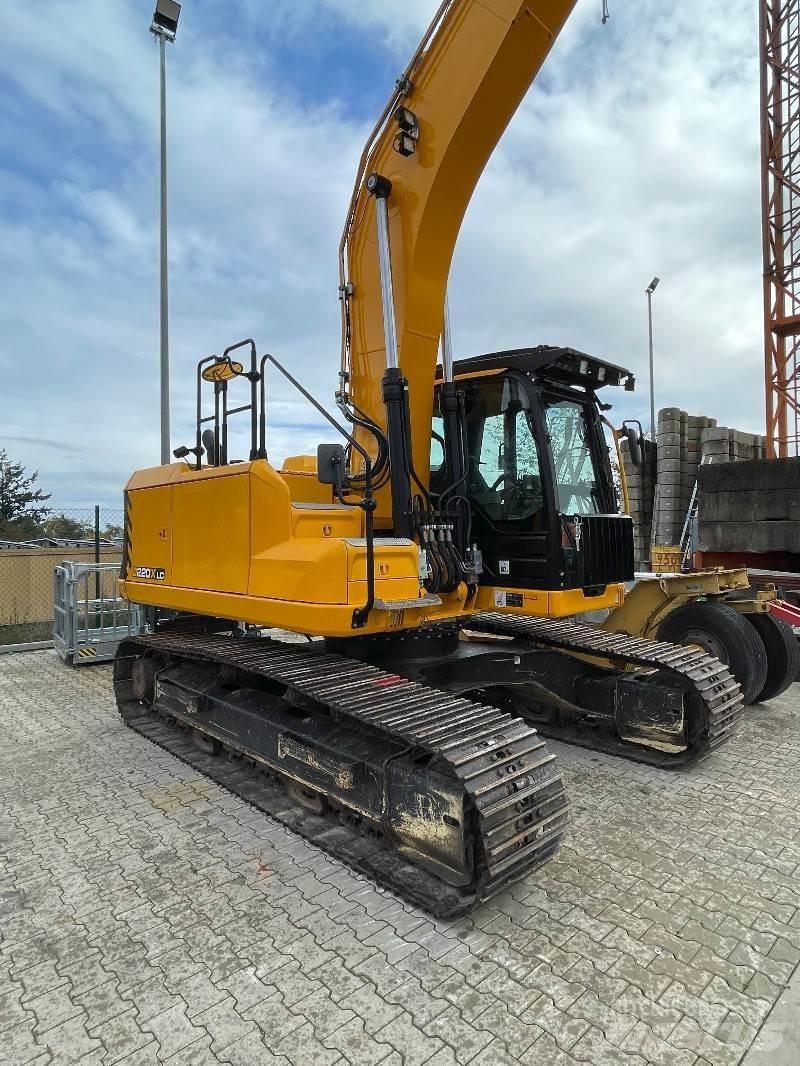 JCB 220 X LC Crawler excavators