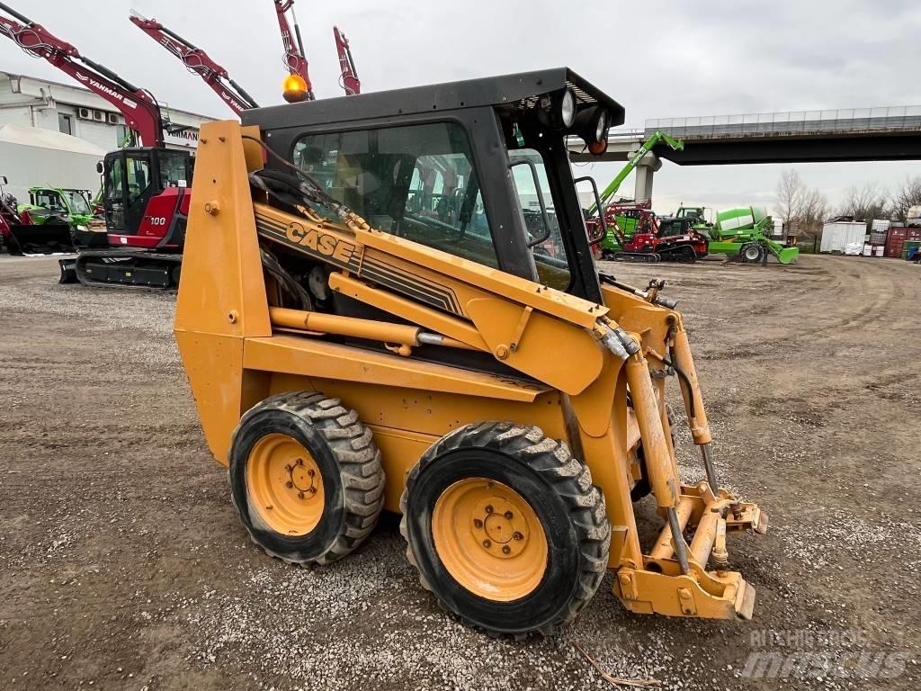 CASE 1840 Skid steer loaders