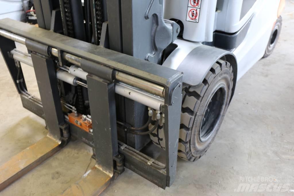Still RX60-45 Electric forklift trucks