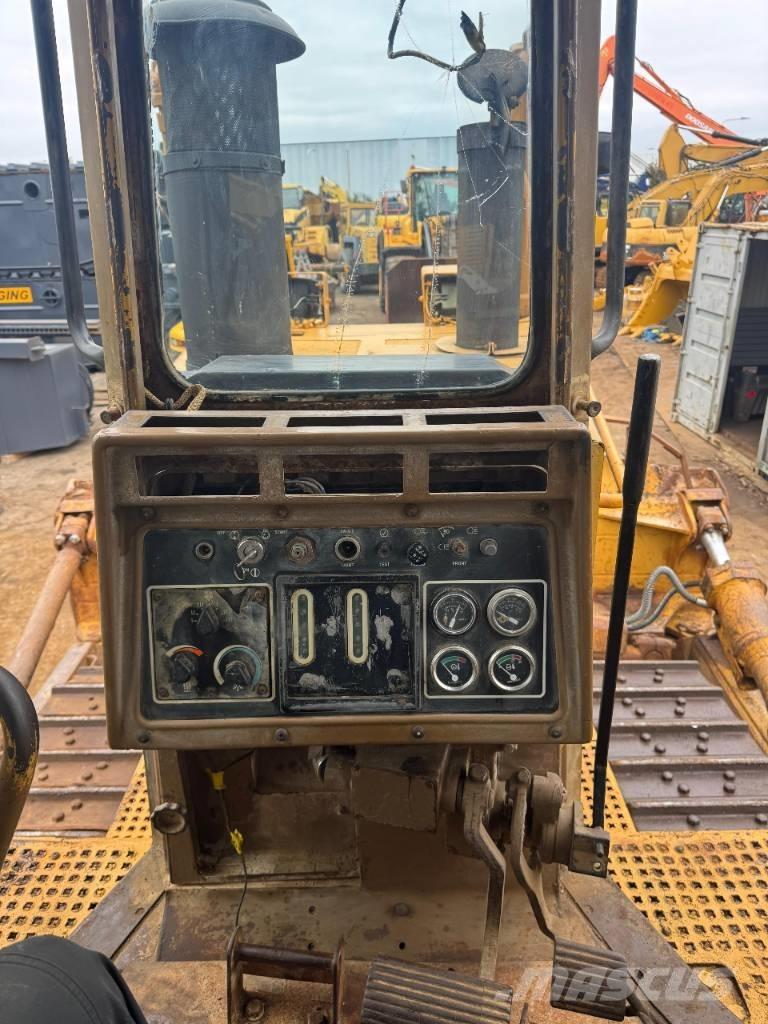 CAT D 8 N Crawler dozers