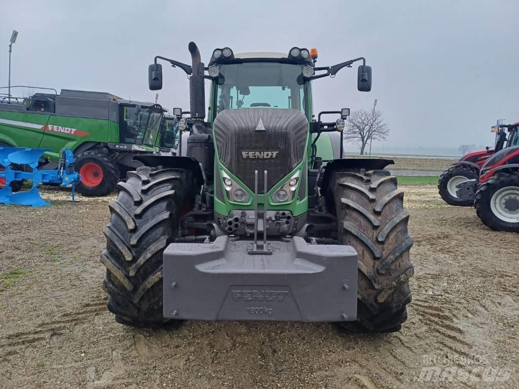 Fendt 939 Tractors