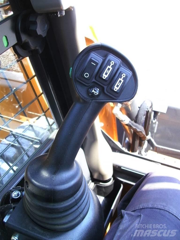 CASE SR175B Skid steer loaders