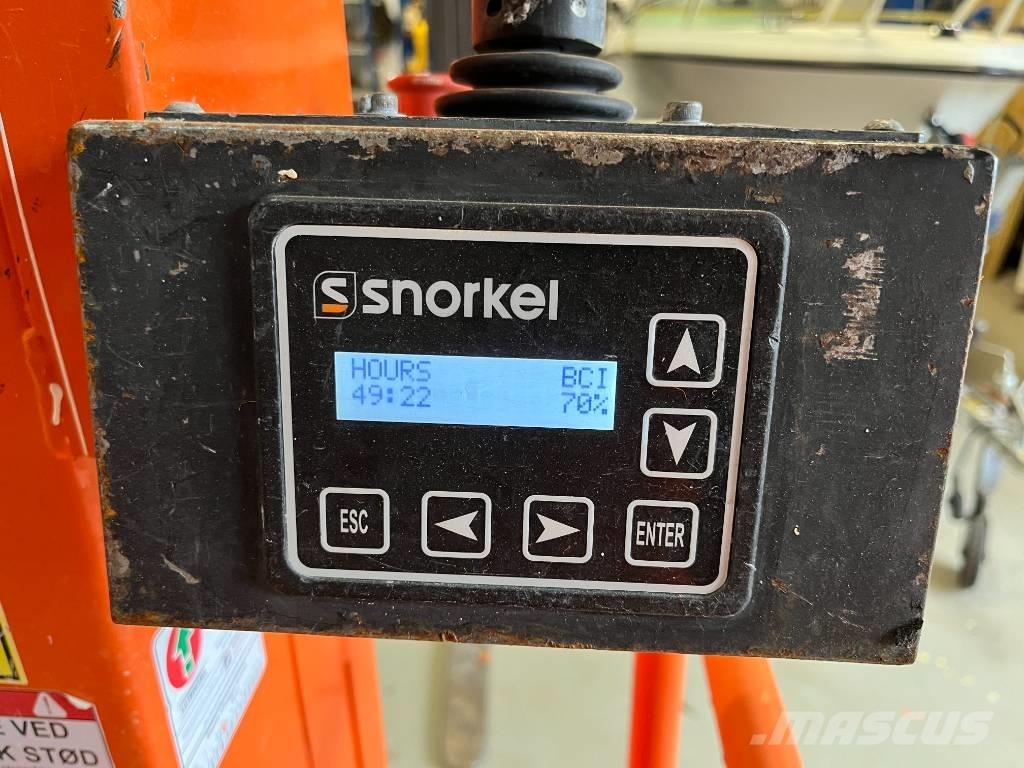 Snorkel TM 12 Used Personnel lifts and access elevators