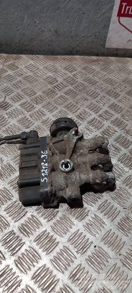 Scania R 440    2084509 Brakes